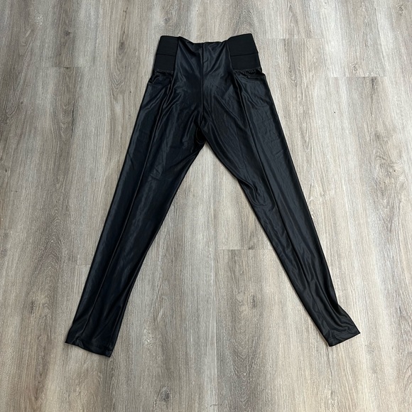 HIGH WAIST LEATHER LEGGINGS - Picture 3 of 3